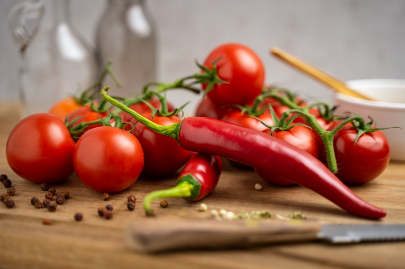 restaurant-VALDEROURE-min_tomatoes-5365186